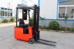 米兰app登录入口_米兰online(中国)机械讲述电动叉车特征分类