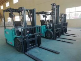 【米兰app登录入口_米兰online(中国)机械】简析我国叉车出租行业的市场发展状况